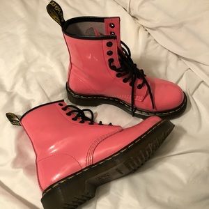 💓 Pink Dr. Martens 💓